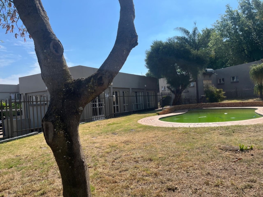 3 Bedroom Property for Sale in Halfway Gardens Gauteng