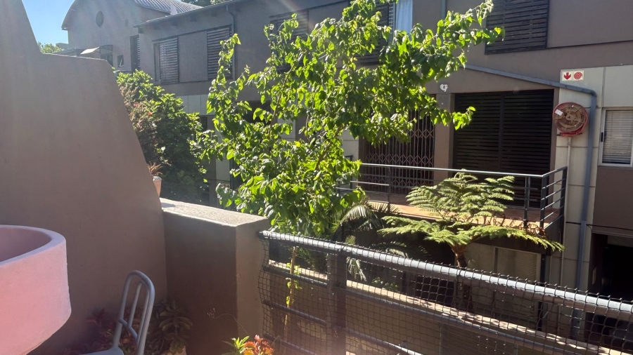 To Let 3 Bedroom Property for Rent in Houghton Estate Gauteng