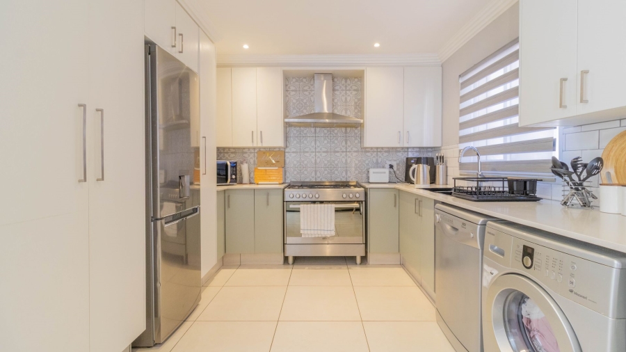 3 Bedroom Property for Sale in Bassonia Gauteng