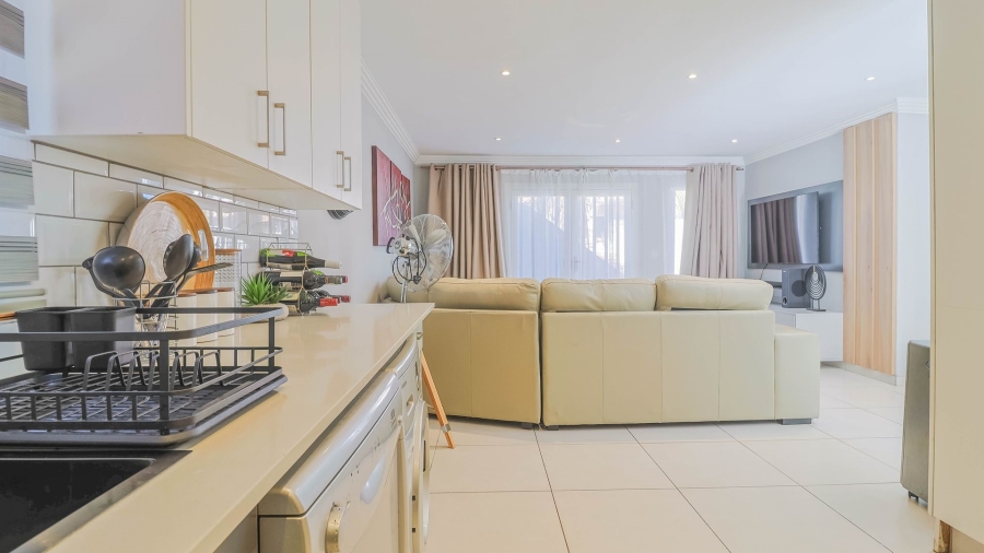 3 Bedroom Property for Sale in Bassonia Gauteng