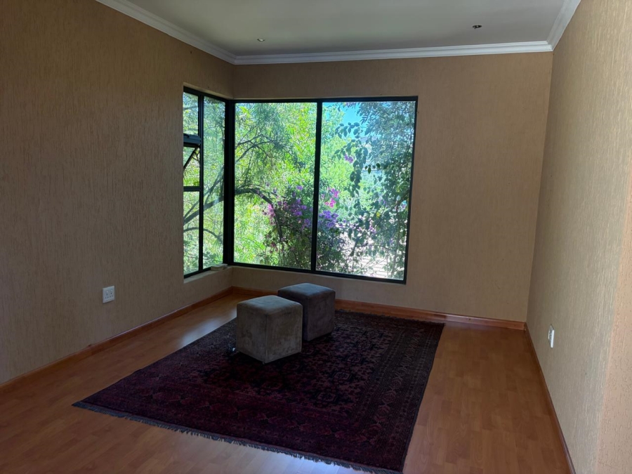 6 Bedroom Property for Sale in Glenvista Gauteng