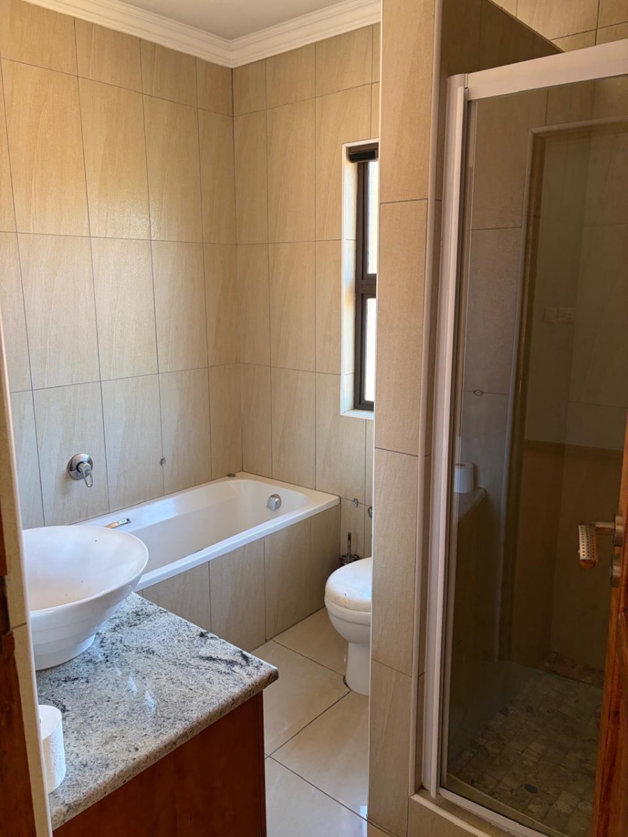 6 Bedroom Property for Sale in Glenvista Gauteng