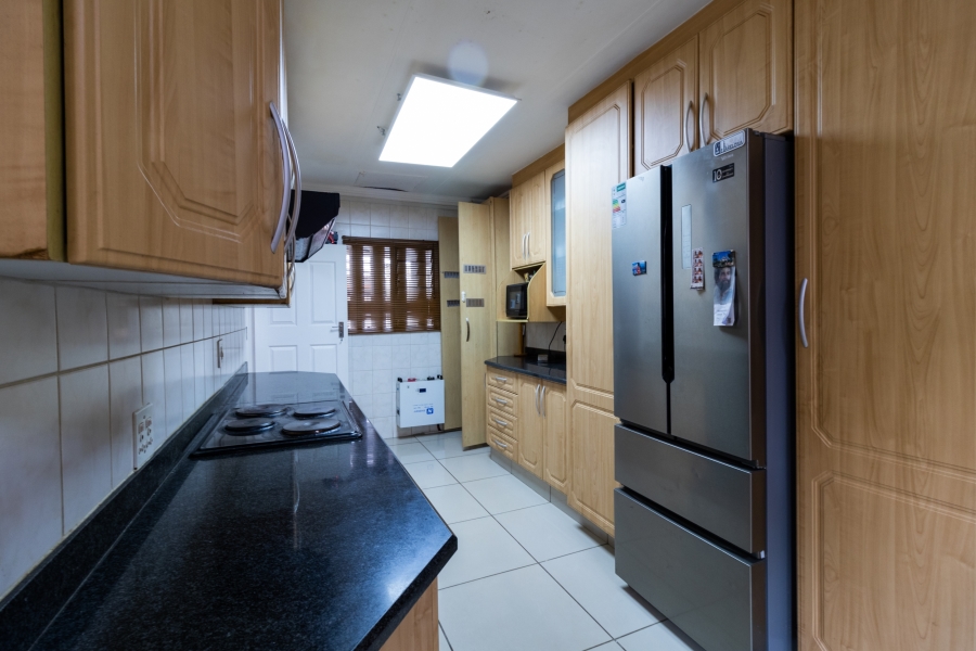 3 Bedroom Property for Sale in Mulbarton Gauteng