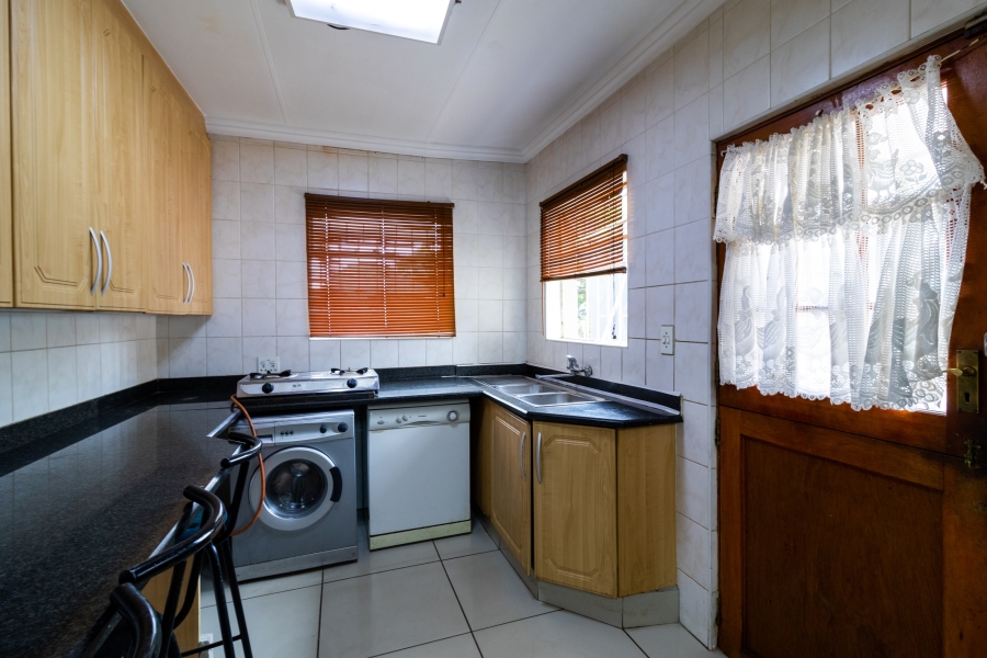 3 Bedroom Property for Sale in Mulbarton Gauteng