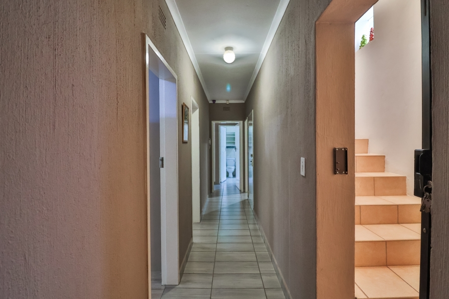 3 Bedroom Property for Sale in Mulbarton Gauteng