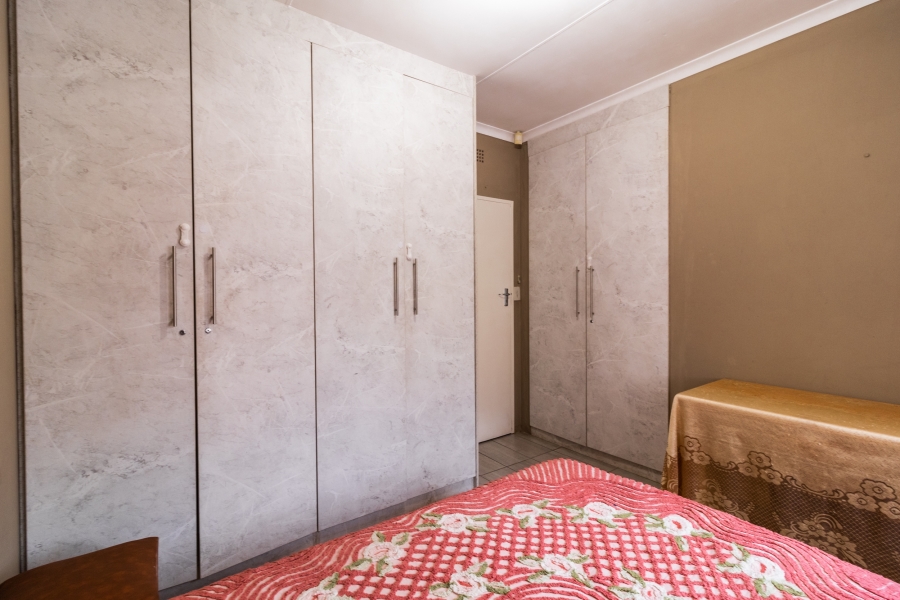 3 Bedroom Property for Sale in Mulbarton Gauteng