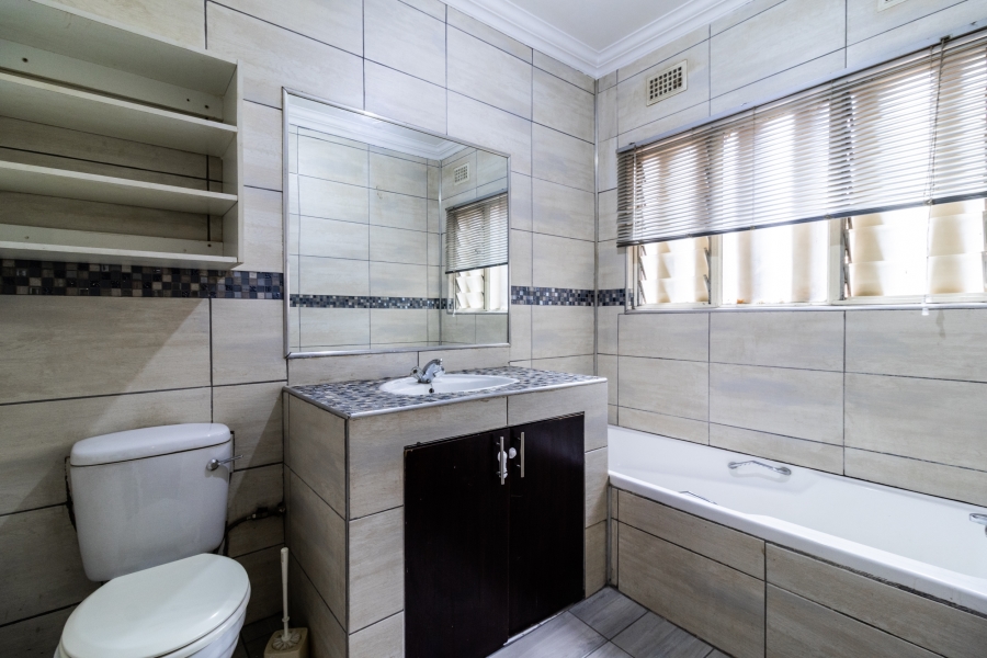 3 Bedroom Property for Sale in Mulbarton Gauteng