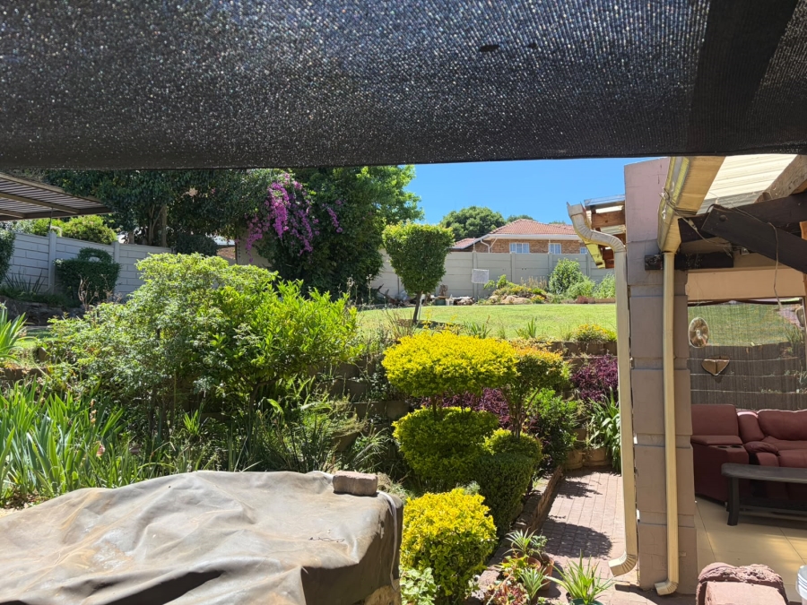 3 Bedroom Property for Sale in Mulbarton Gauteng