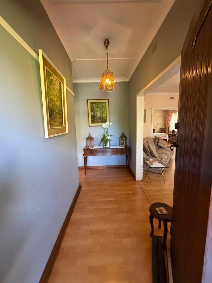 4 Bedroom Property for Sale in Linmeyer Gauteng