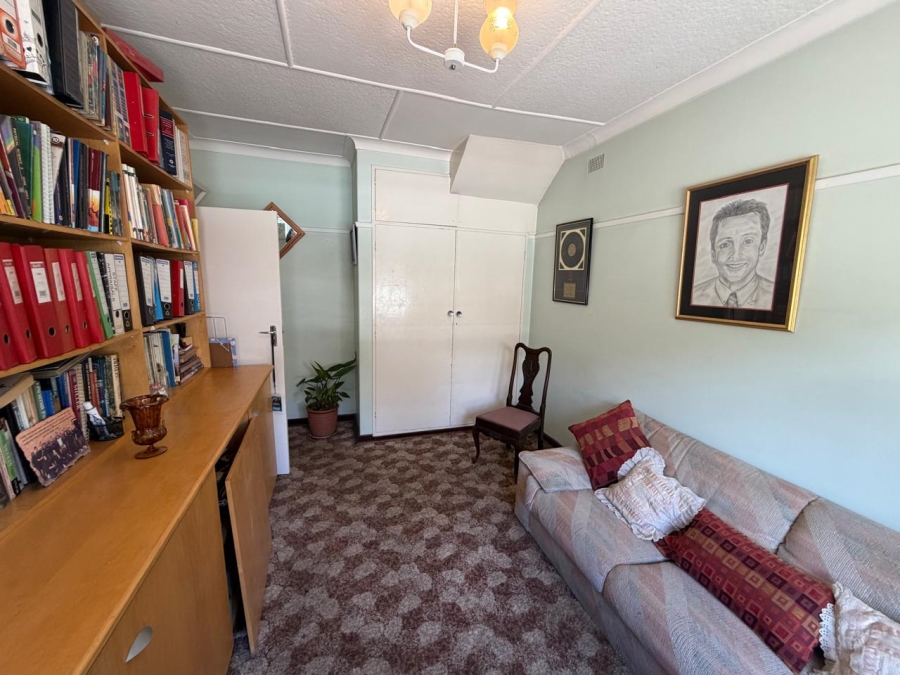 4 Bedroom Property for Sale in Linmeyer Gauteng