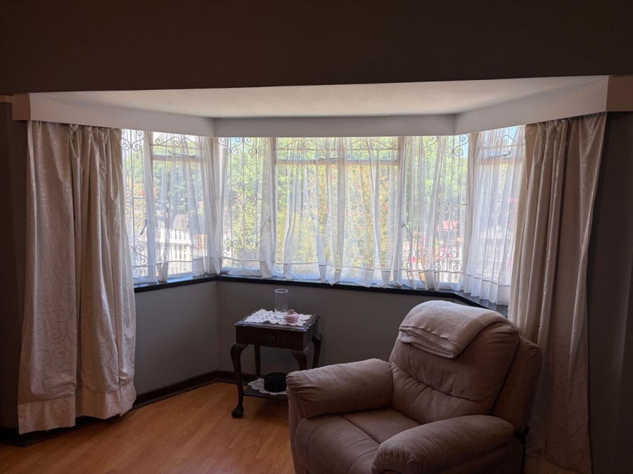 4 Bedroom Property for Sale in Linmeyer Gauteng