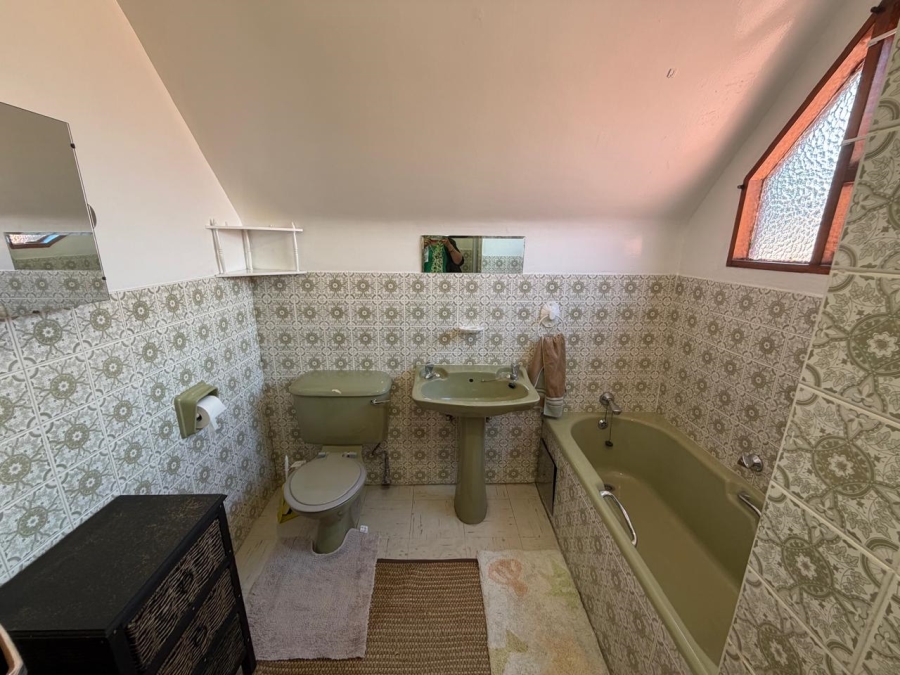 4 Bedroom Property for Sale in Linmeyer Gauteng
