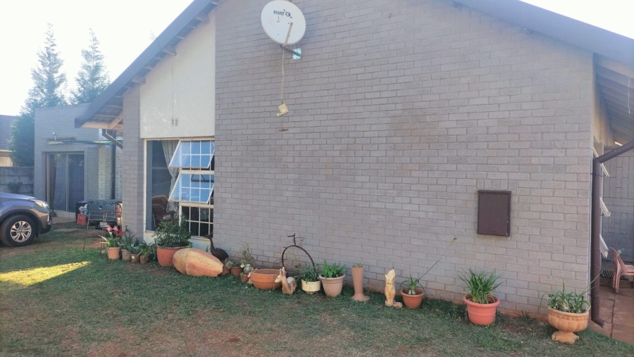 3 Bedroom Property for Sale in Greenhills Gauteng