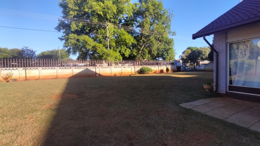 3 Bedroom Property for Sale in Greenhills Gauteng