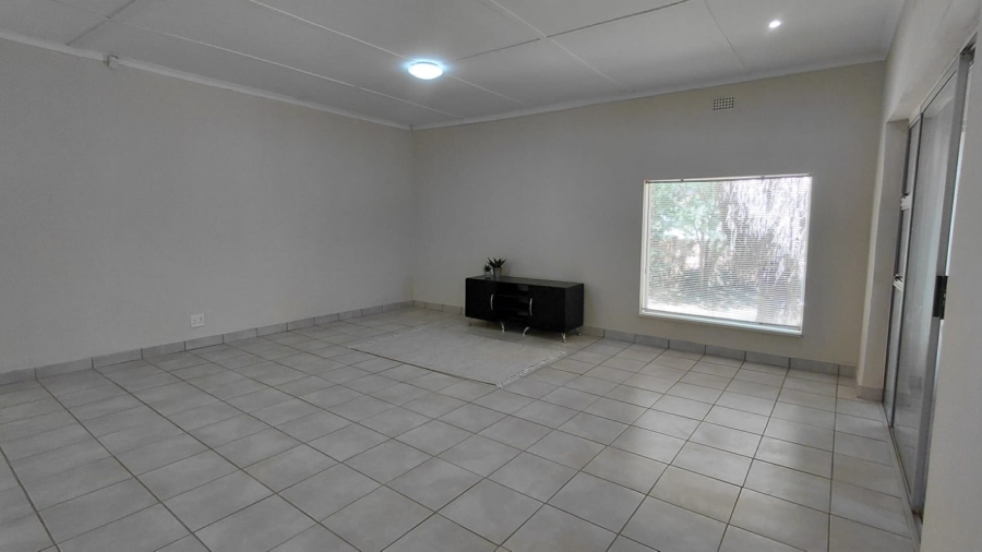 3 Bedroom Property for Sale in Greenhills Gauteng