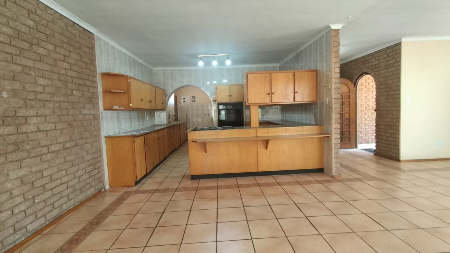3 Bedroom Property for Sale in Eike Park Gauteng