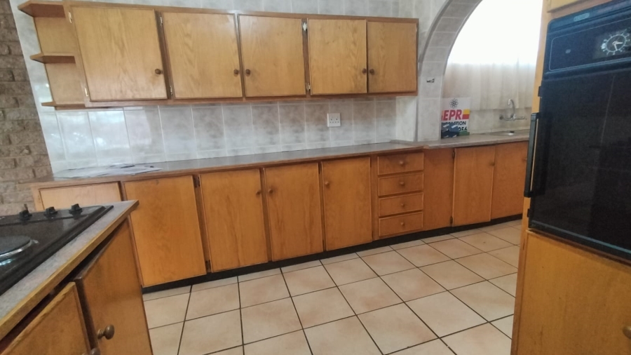 3 Bedroom Property for Sale in Eike Park Gauteng