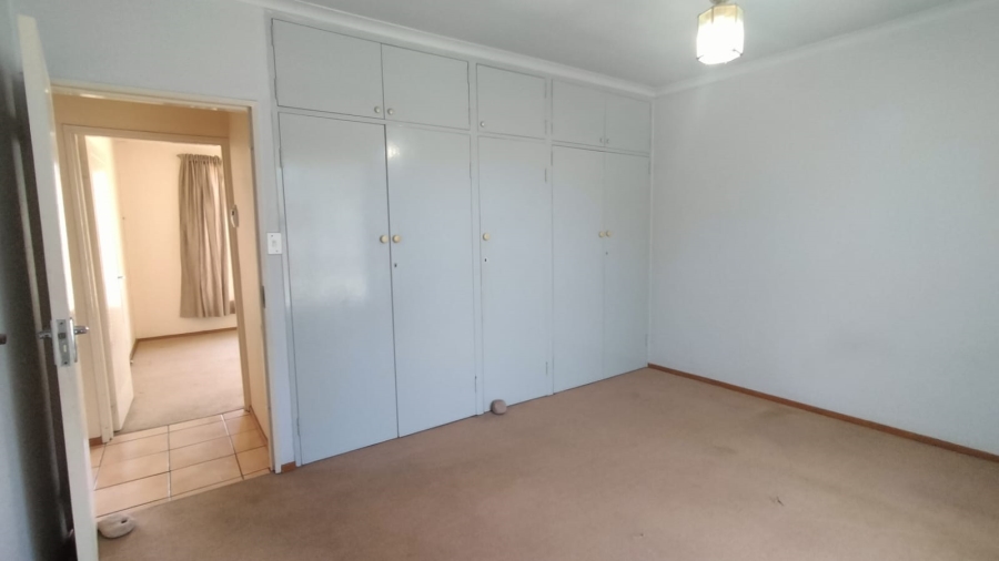 3 Bedroom Property for Sale in Eike Park Gauteng