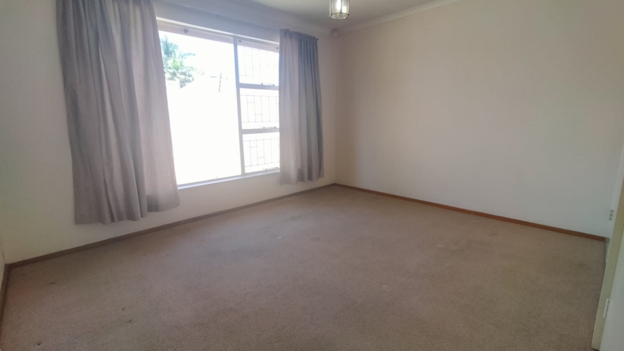 3 Bedroom Property for Sale in Eike Park Gauteng