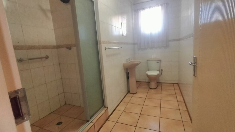 3 Bedroom Property for Sale in Eike Park Gauteng