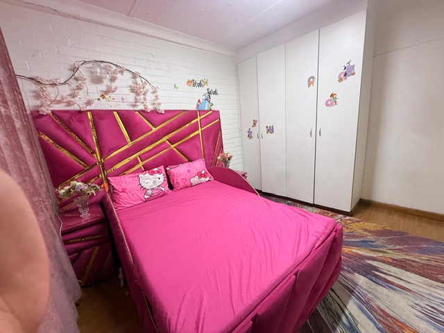 2 Bedroom Property for Sale in Crown Gardens Gauteng