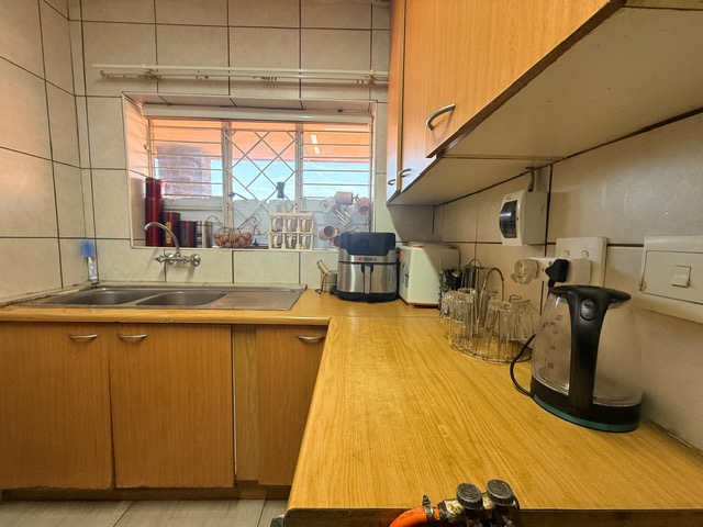 2 Bedroom Property for Sale in Crown Gardens Gauteng