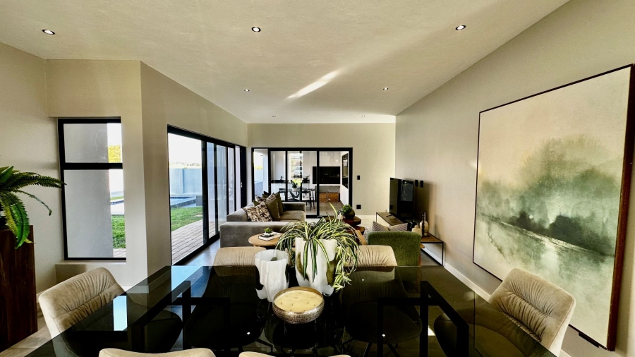 4 Bedroom Property for Sale in Fountainbrook Estate Gauteng
