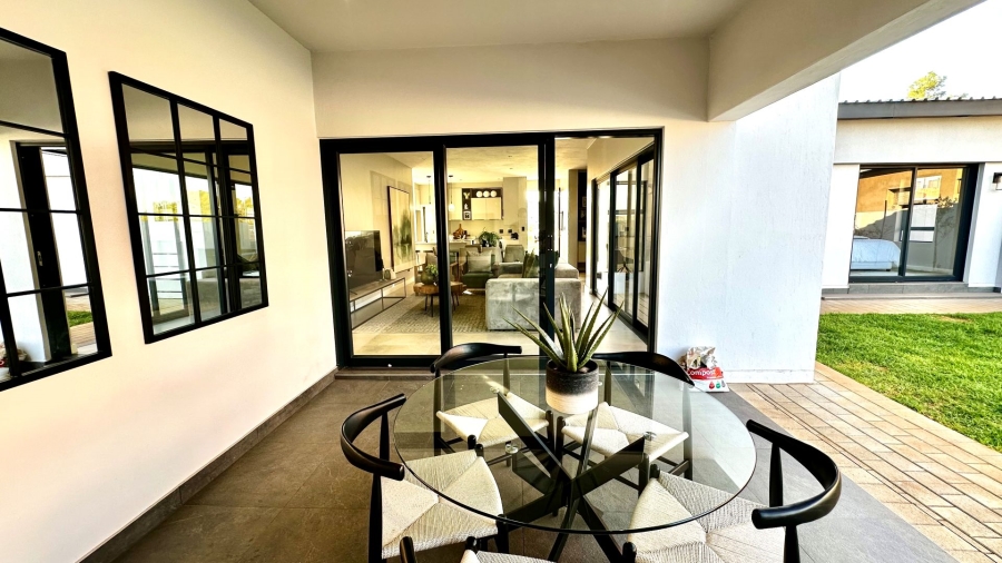 4 Bedroom Property for Sale in Fountainbrook Estate Gauteng