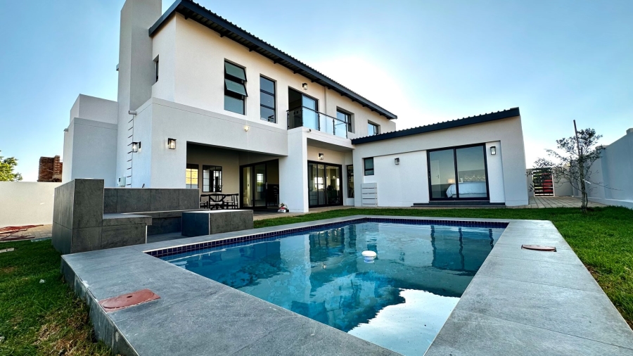 4 Bedroom Property for Sale in Fountainbrook Estate Gauteng