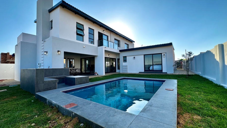 4 Bedroom Property for Sale in Fountainbrook Estate Gauteng