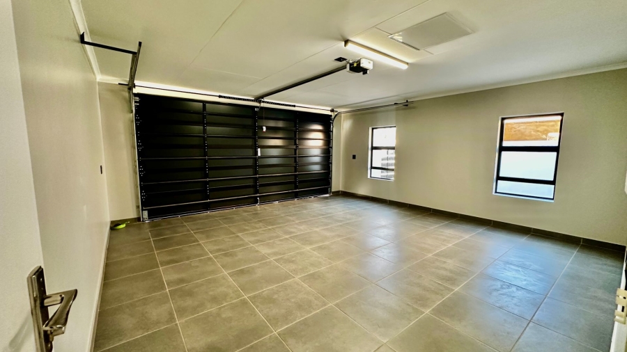 4 Bedroom Property for Sale in Fountainbrook Estate Gauteng