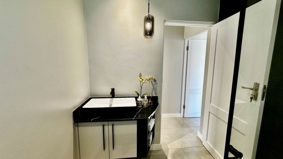 4 Bedroom Property for Sale in Fountainbrook Estate Gauteng