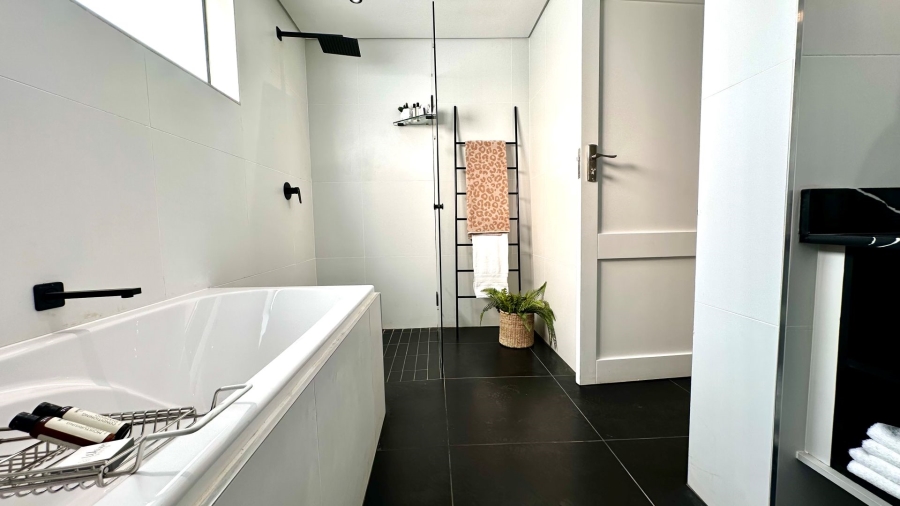 4 Bedroom Property for Sale in Fountainbrook Estate Gauteng