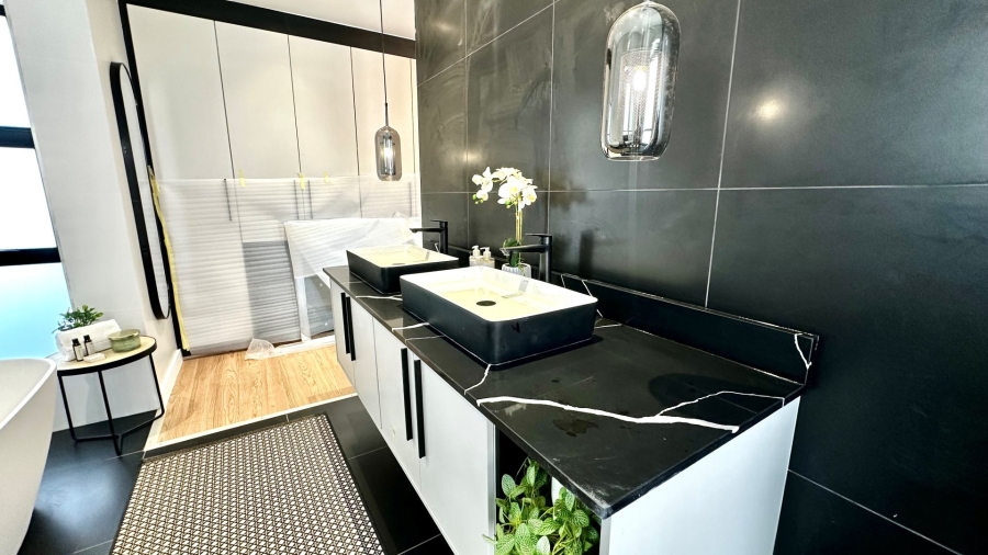4 Bedroom Property for Sale in Fountainbrook Estate Gauteng