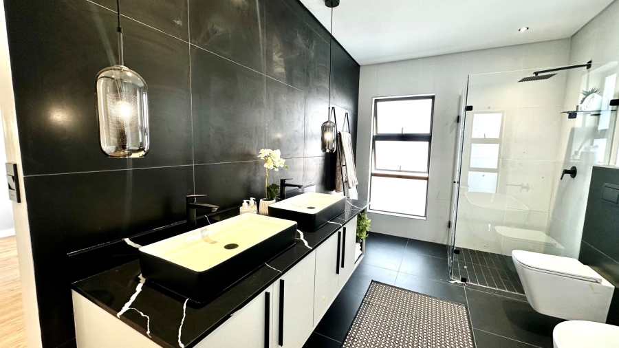 4 Bedroom Property for Sale in Fountainbrook Estate Gauteng