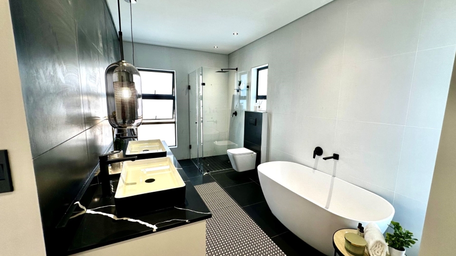 4 Bedroom Property for Sale in Fountainbrook Estate Gauteng