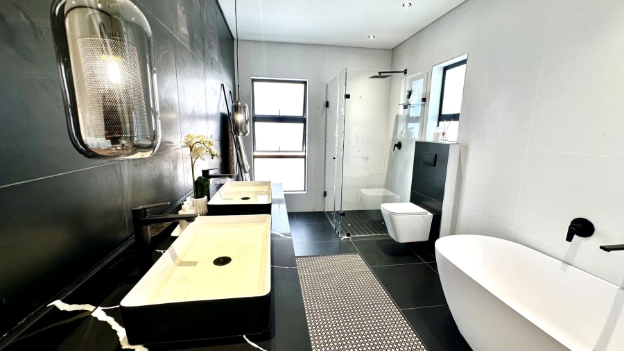 4 Bedroom Property for Sale in Fountainbrook Estate Gauteng
