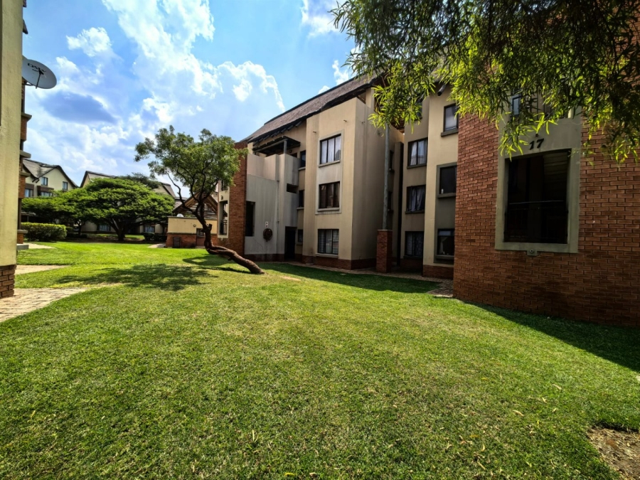 2 Bedroom Property for Sale in Montana Tuine Gauteng