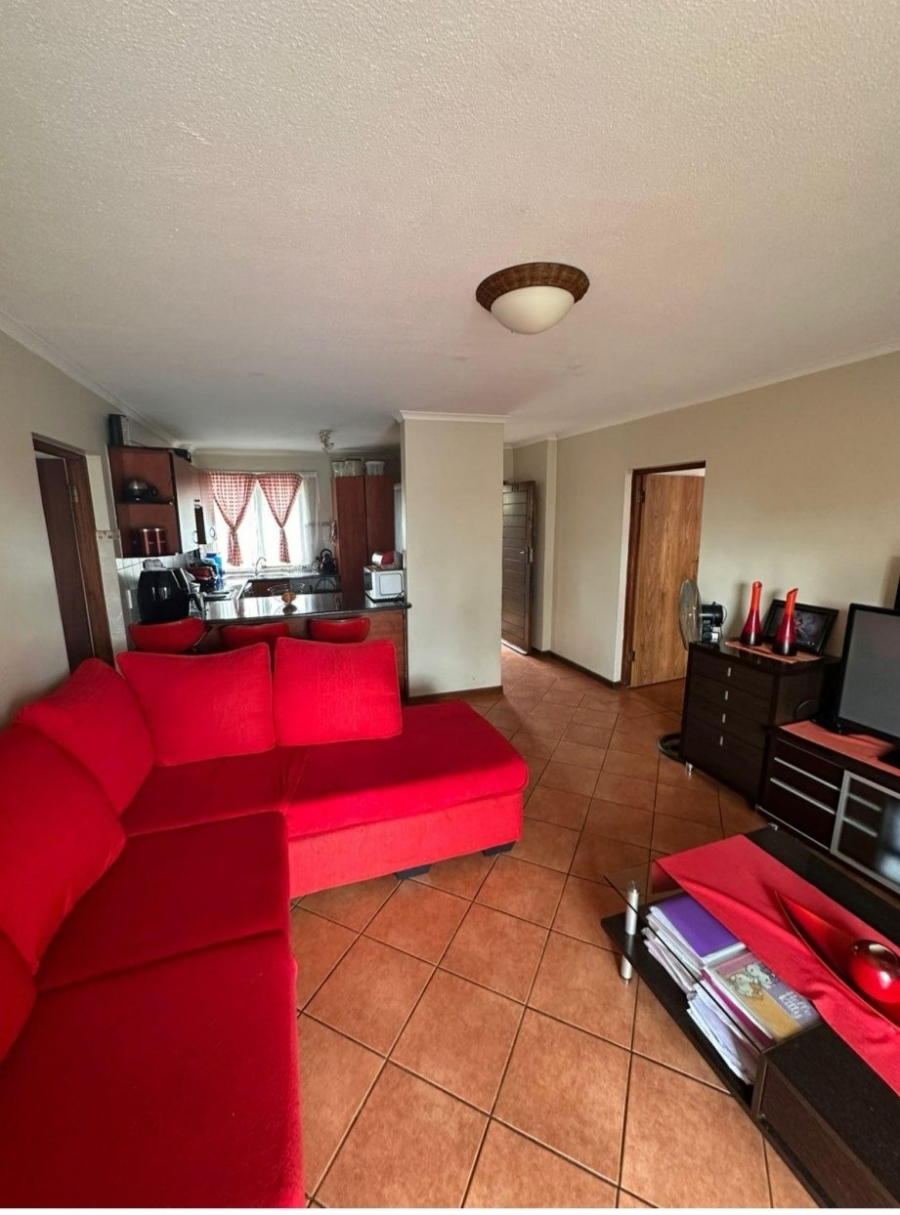 2 Bedroom Property for Sale in Montana Tuine Gauteng