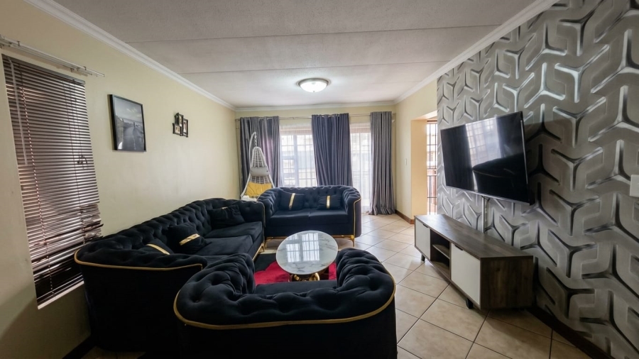 2 Bedroom Property for Sale in Twee Riviere Lifestyle Estate Gauteng