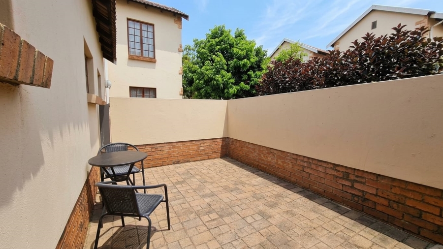 2 Bedroom Property for Sale in Twee Riviere Lifestyle Estate Gauteng