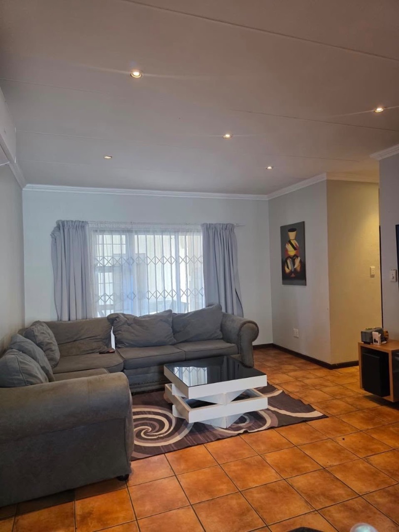 3 Bedroom Property for Sale in Magalieskruin Gauteng