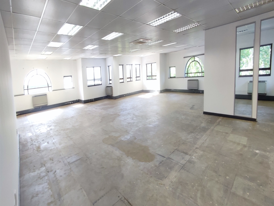 To Let Commercial Property for Rent in Hyde Park Gauteng