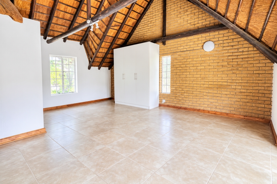4 Bedroom Property for Sale in Vorna Valley Gauteng