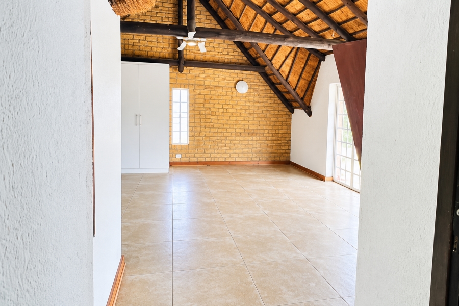 4 Bedroom Property for Sale in Vorna Valley Gauteng