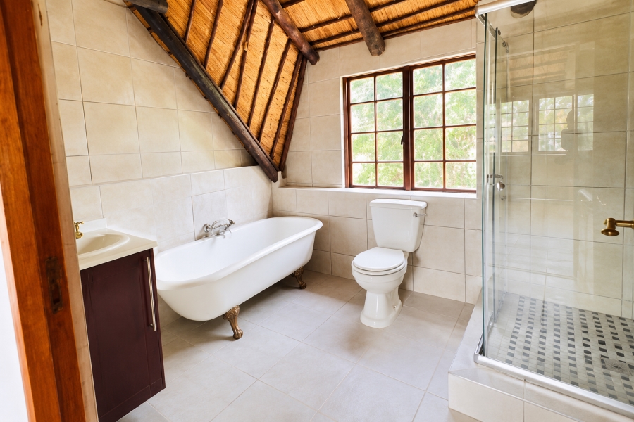 4 Bedroom Property for Sale in Vorna Valley Gauteng