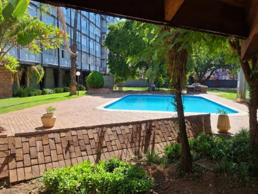 2 Bedroom Property for Sale in Muckleneuk Gauteng