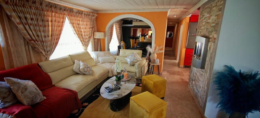 4 Bedroom Property for Sale in Alveda Park Gauteng