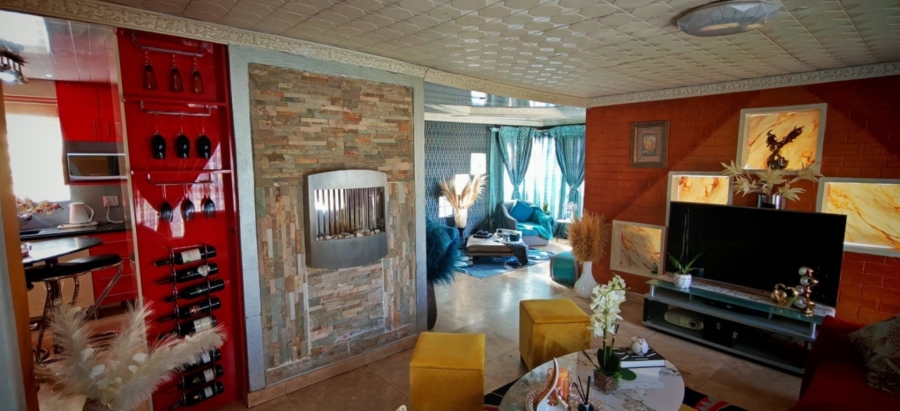4 Bedroom Property for Sale in Alveda Park Gauteng
