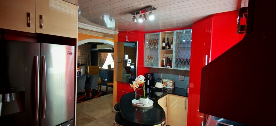 4 Bedroom Property for Sale in Alveda Park Gauteng